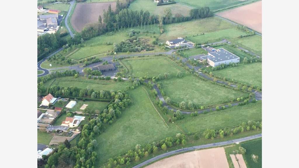 Terrain 7 ha div à vendre proche A10 à Antran