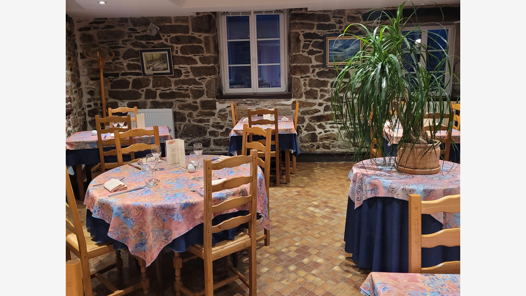 A vendre très beau bar restaurant connu Finistère