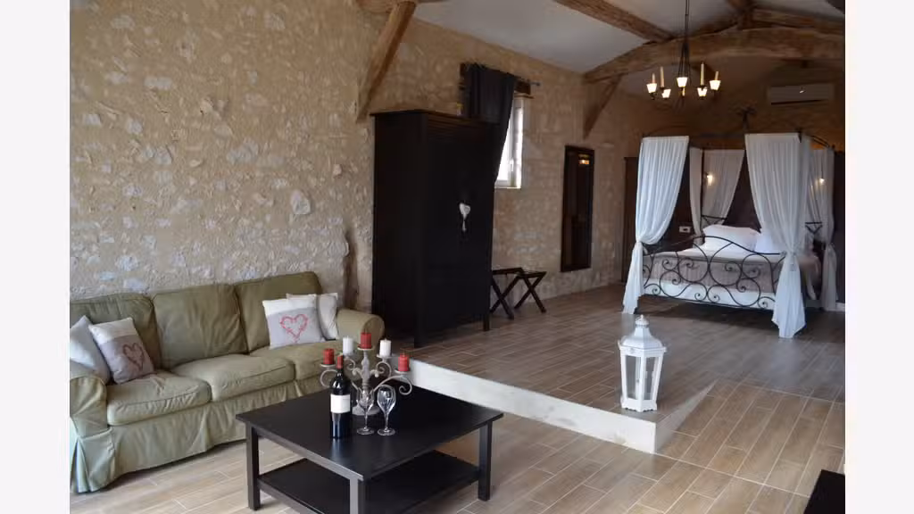 A vendre très beau domaine touristique en Dordogne
