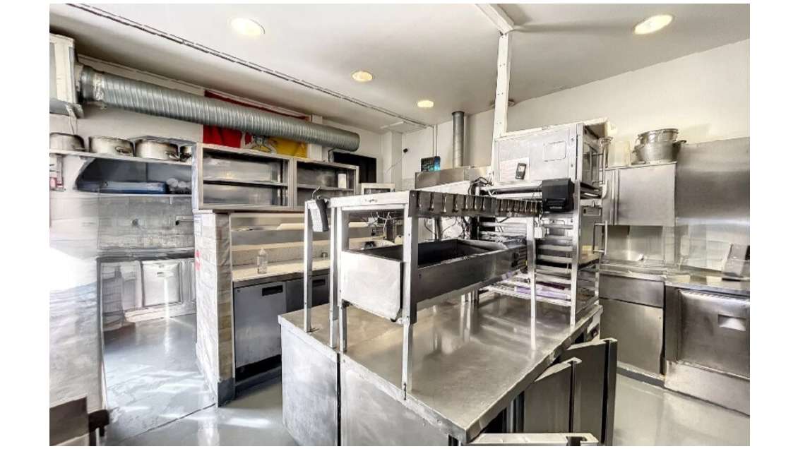 Vente très beau restaurant sur le port à Fréjus