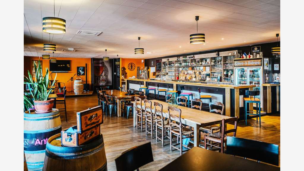 bar-tapas-pub-bistrot   à AIRE SUR ADOUR