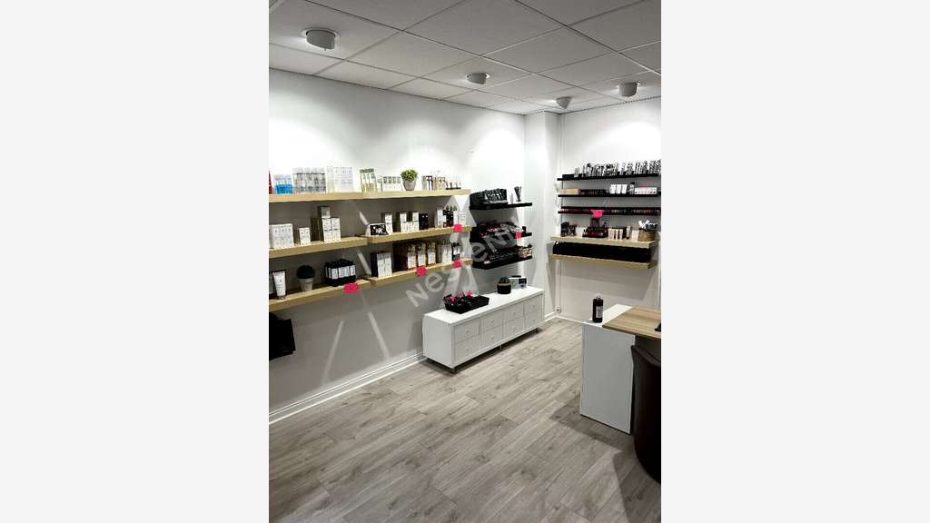 A vendre FDC esthétique au centre de Verdun