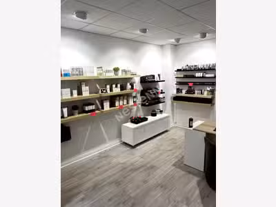 A vendre FDC esthétique au centre de Verdun